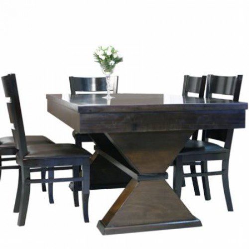 פינת אוכל דגם שעון הכוללת שולחן אוכל נפתח ו-6 כסאות