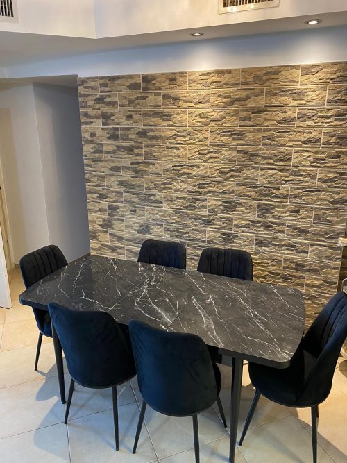 שולחן פינת אוכל וארבע כסאות דגם נועם